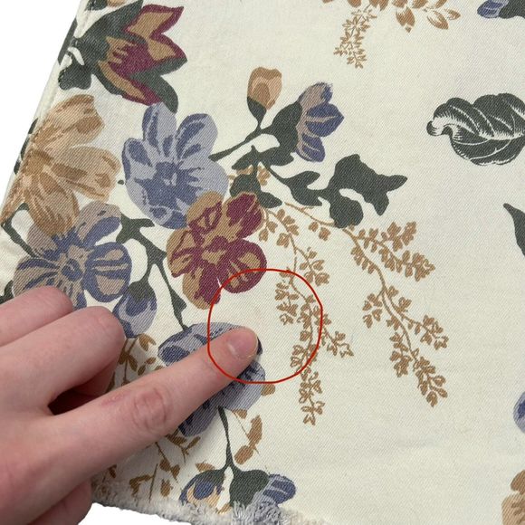 Free People We The Free Youthquake Printed Crop Flare Jeans Size 28 SMALL FLAWS - Picture 4 of 10